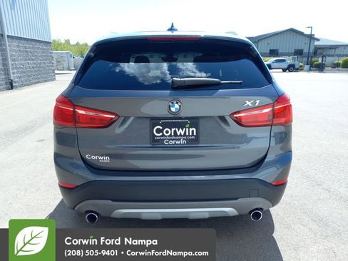 Used 2018 BMW X1 xDrive28i AWD/4WD image 4