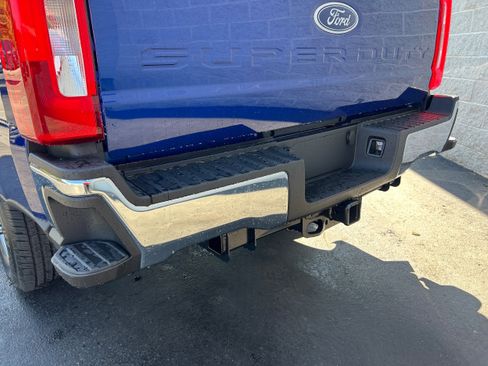 New 2026 Ford F350 XL w/ XL Chrome Package image 24