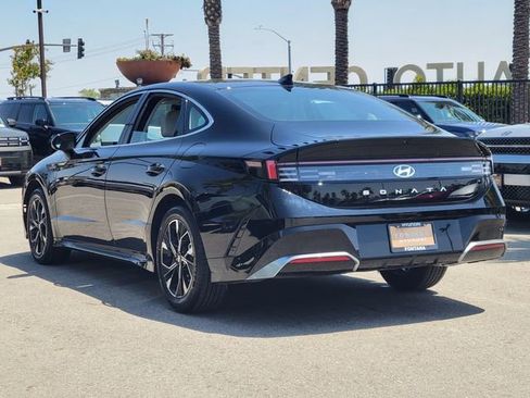 Certified 2025 Hyundai Sonata SEL FWD image 3