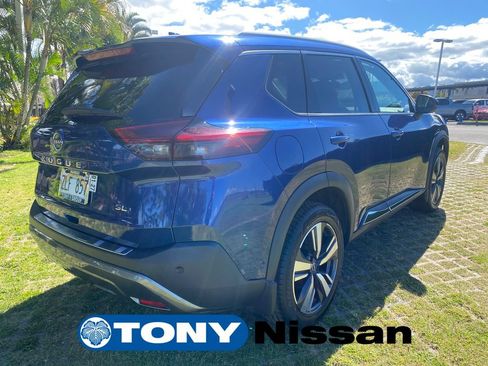 Used 2023 Nissan Rogue SL w/ SL Premium Package FWD image 25