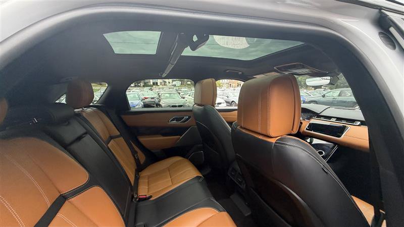 Used 2019 Land Rover Range Rover Velar R-Dynamic HSE AWD/4WD image 12