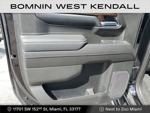 Used 2023 GMC Sierra 1500 SLE image 18