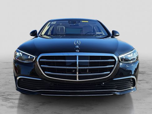 Certified 2023 Mercedes-Benz S 500 4MATIC image 2