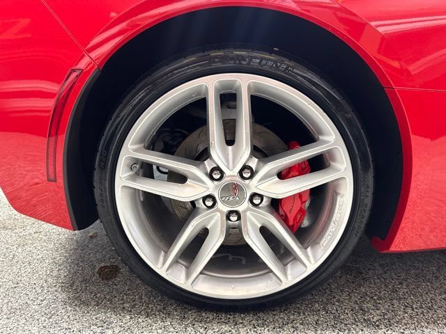 Used 2014 Chevrolet Corvette Stingray Coupe w/ 2LT Preferred Equipment Group RWD image 19