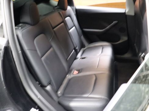 Used 2024 Tesla Model Y Performance AWD/4WD image 42
