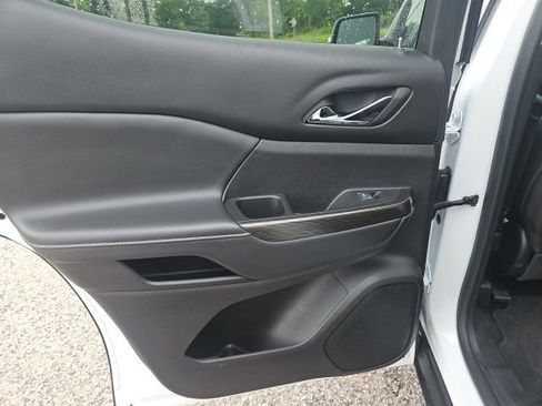 Certified 2023 GMC Acadia SLT image 14