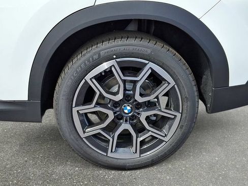 New 2026 BMW X2 xDrive28i w/ Convenience Package AWD/4WD image 8