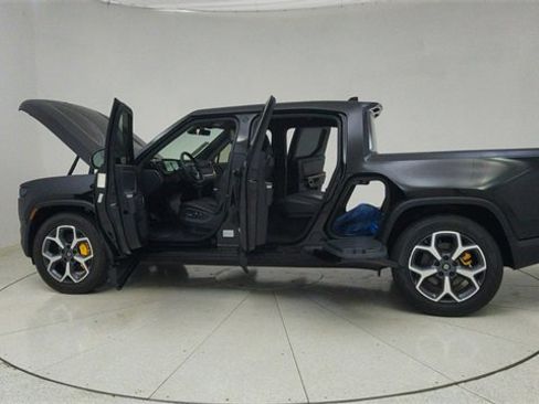 Used 2022 Rivian R1T Adventure image 69