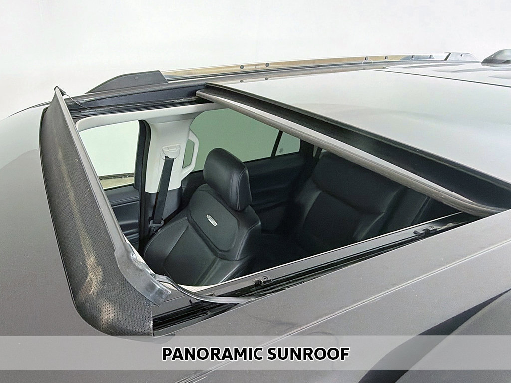 Used 2025 Ford Expedition Platinum AWD/4WD image 4