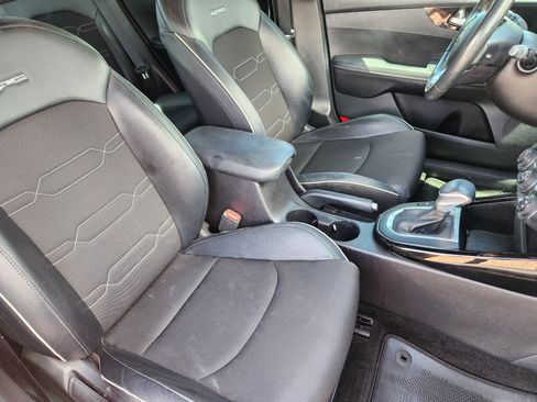 Used 2021 Kia Forte GT-Line FWD image 8