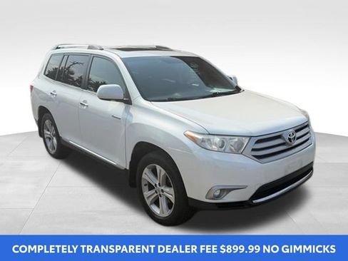 Used 2013 Toyota Highlander Limited AWD/4WD image 2