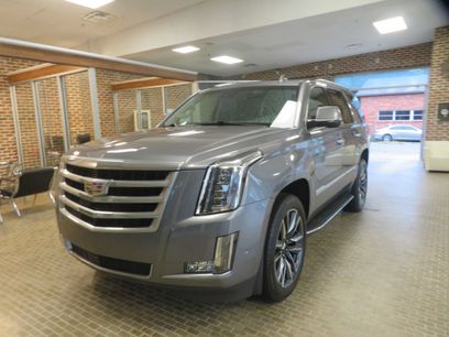 Used 2018 Cadillac Escalade Luxury