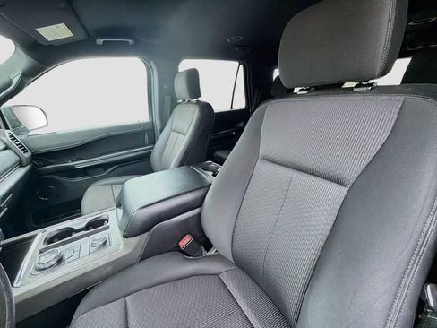 Used 2018 Ford Expedition XLT AWD/4WD image 10