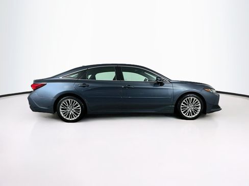 Used 2019 Toyota Avalon Limited w/ Advanced Safety Package FWD image 10
