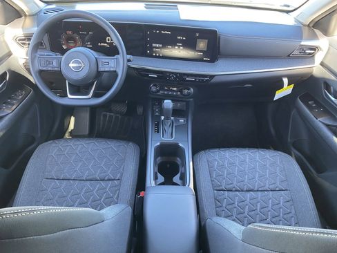 New 2026 Nissan Kicks SV image 16