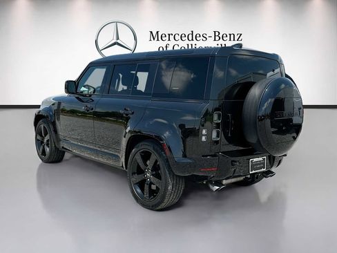 Used 2025 Land Rover Defender 110 V8 AWD/4WD image 7