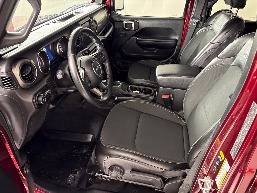 Used 2021 Jeep Wrangler Unlimited Sport AWD/4WD image 25