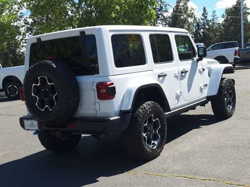 Used 2023 Jeep Wrangler Unlimited Rubicon 4xe w/ Cold Weather Group AWD/4WD image 8