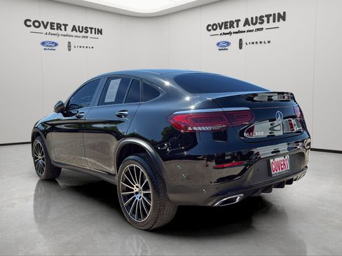 Used 2023 Mercedes-Benz GLC 300 4MATIC Coupe image 3
