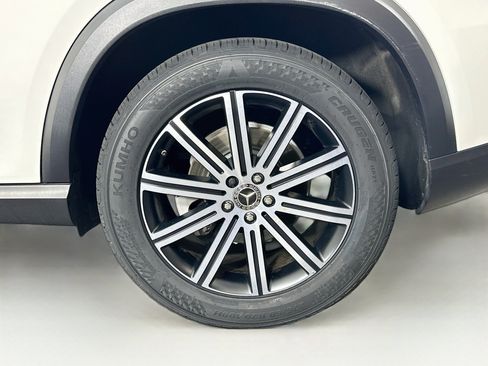 Used 2024 Mercedes-Benz GLE 350 4MATIC image 11