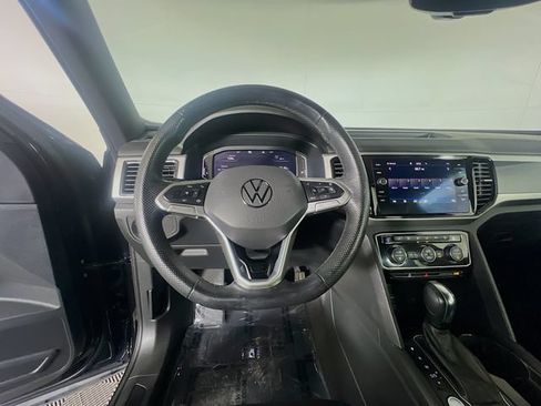 Used 2020 Volkswagen Atlas Cross Sport SEL R-Line w/ Cross Sport MDO Package AWD/4WD image 14