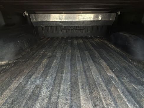 Used 2018 GMC Sierra 1500 SLT AWD/4WD image 13