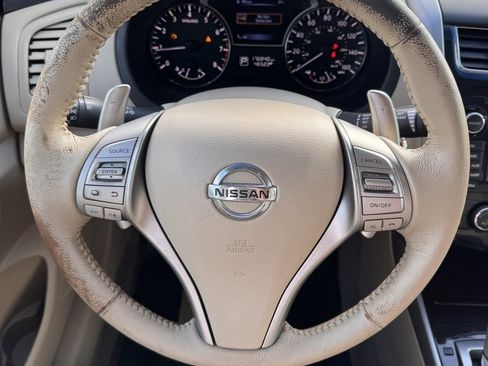 Used 2014 Nissan Altima 3.5 SL w/ Technology Package image 28