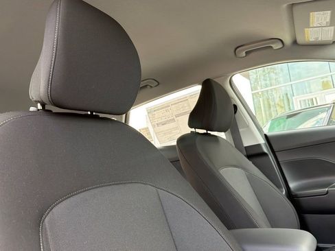 New 2026 Hyundai Kona SE image 15