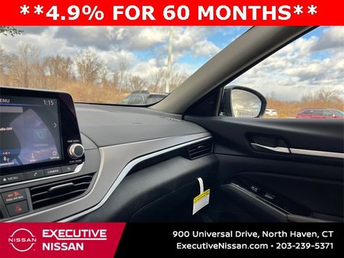 New 2025 Nissan Altima 2.5 SR image 19