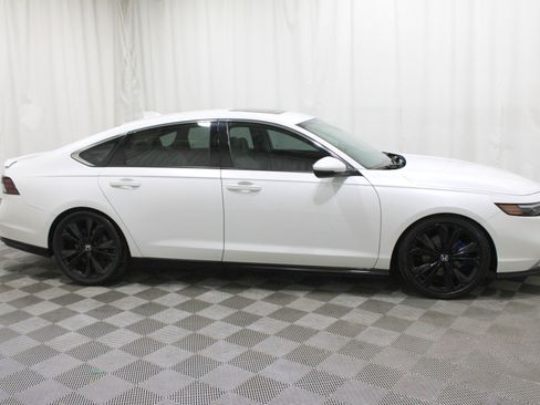 Used 2024 Honda Accord Touring image 34
