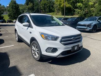 Used 2018 Ford Escape SE AWD/4WD video 1
