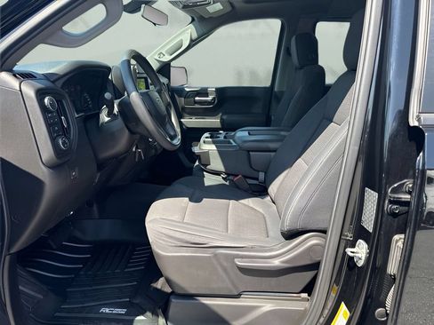 Used 2019 Chevrolet Silverado 1500 Custom Trail Boss w/ Custom Convenience Package AWD/4WD image 5