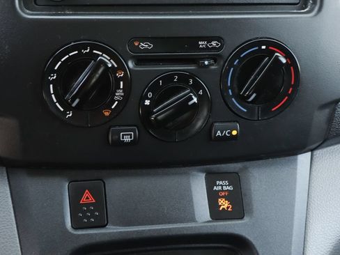 Used 2020 Nissan NV200 SV w/ Sliding Glass Door Package FWD image 34