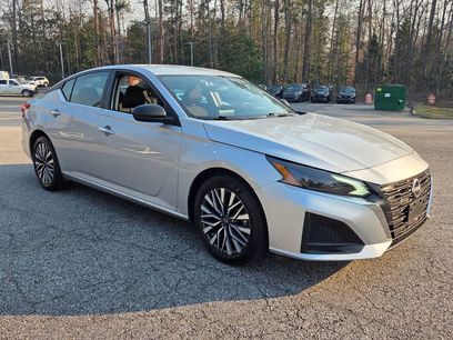 Used 2024 Nissan Altima 2.5 SV