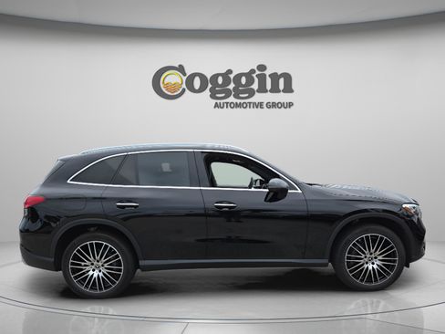 Used 2026 Mercedes-Benz GLC 300 image 6