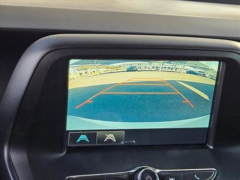 Used 2018 Chevrolet Camaro LT image 17