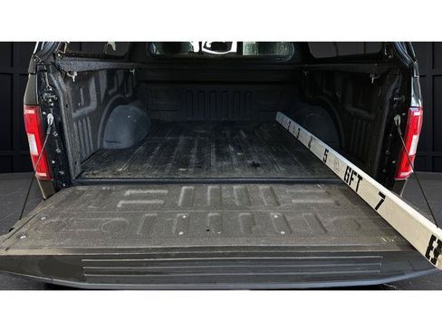 Used 2018 Ford F150 XLT w/ Equipment Group 302A Luxury AWD/4WD image 23