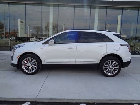 Certified 2023 Cadillac XT5 Sportv w/ Technology Package image 9