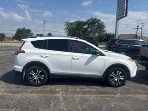Used 2017 Toyota RAV4 LE w/ All Weather Liner Package AWD/4WD image 7
