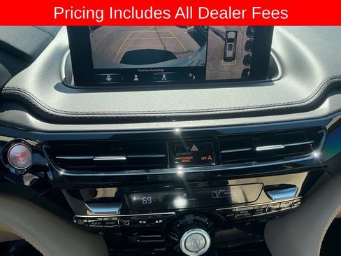 Used 2024 Acura MDX w/ Advance Package AWD/4WD image 17