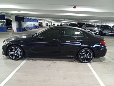 Used 2018 Mercedes-Benz C 300 4MATIC Sedan image 8