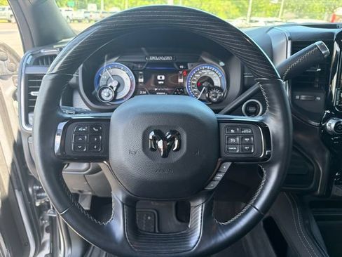 Used 2022 RAM 2500 Limited AWD/4WD image 15