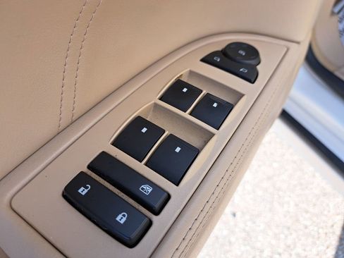 Used 2010 Buick Lucerne CXL image 13