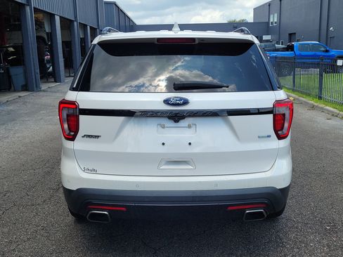 Used 2017 Ford Explorer Sport w/ Equipment Group 401A AWD/4WD image 6