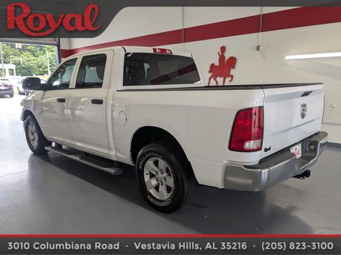 Used 2020 RAM 1500 Tradesman w/ Chrome Appearance Group RWD image 2