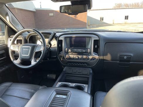 Used 2016 GMC Sierra 2500 Denali w/ Duramax Plus Package image 29