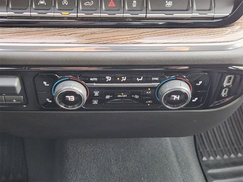 Used 2023 Chevrolet Silverado 1500 RST image 16