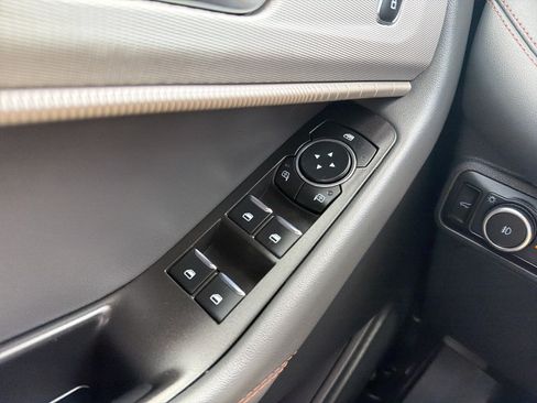 Used 2025 Ford Explorer Active w/ Active Comfort Package RWD image 10