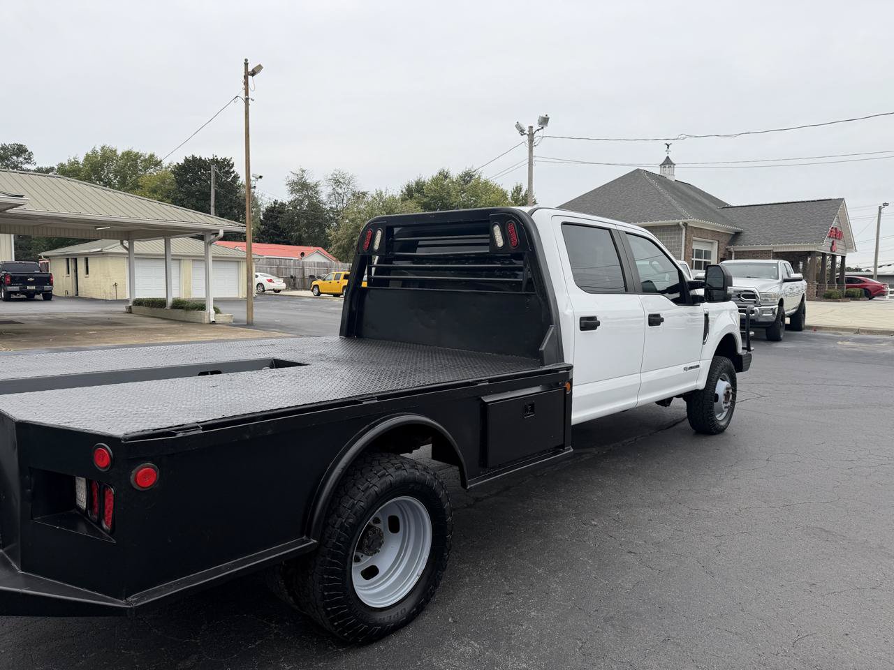 Used 2017 Ford F350 XL w/ Power Equipment Group AWD/4WD image 5