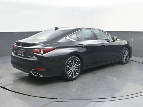 Used 2023 Lexus ES 350 w/ Premium Package FWD image 7